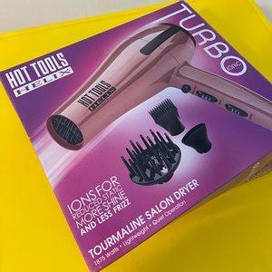 Hair Dryer Turbo Ionic. Features:Finger diffusers and concentrator.(3 uses)